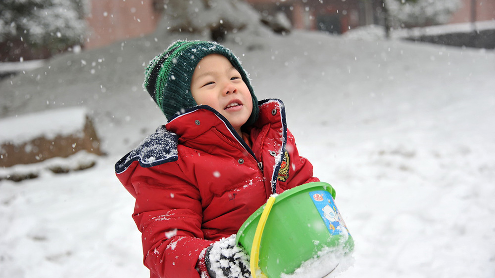 初雪，沒有炸雞和啤酒